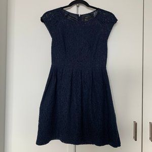 Cute Laced Navy Mini Short Sleeved Dress Small